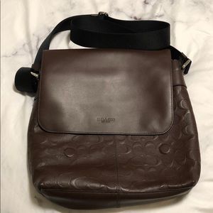 Coach shoulder bag.